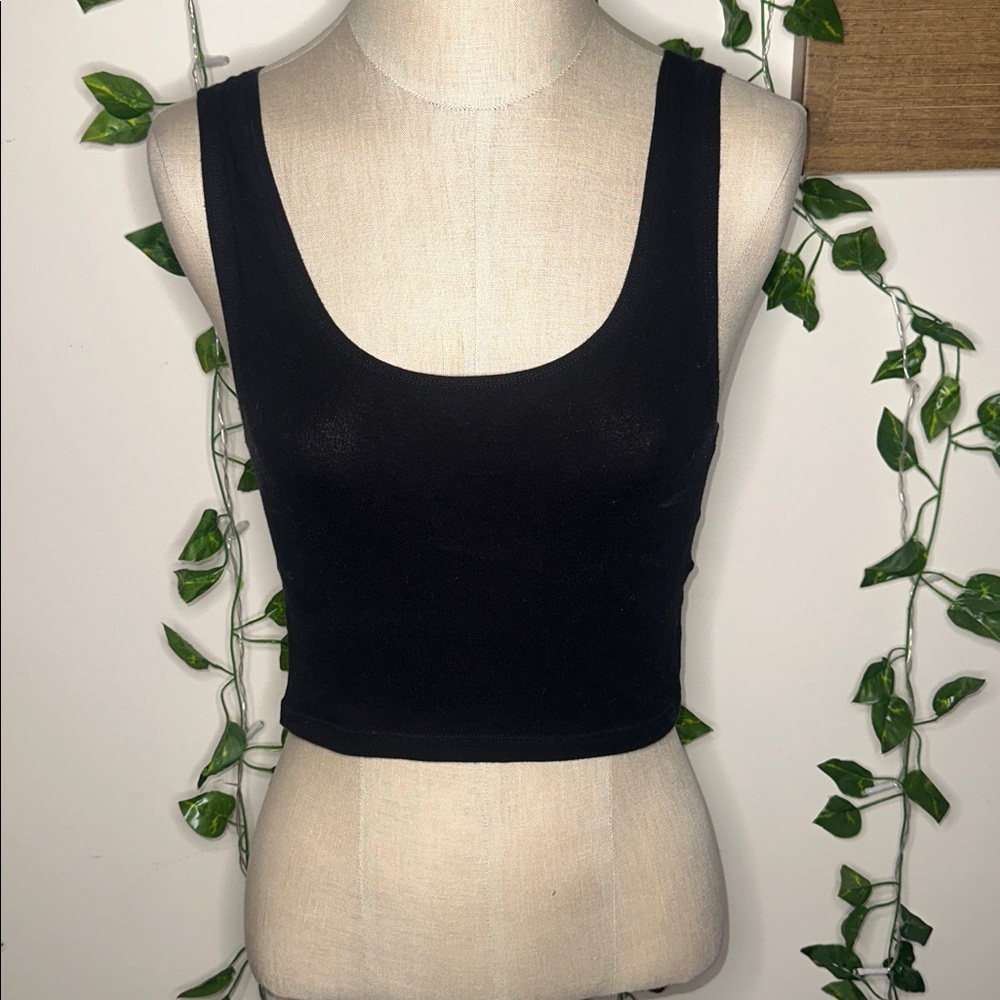Victoria’s Secret Pink Lightweight Cropped Tank
